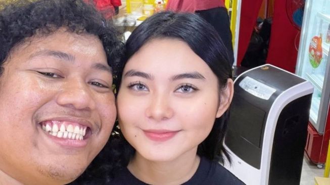 Unfollow IG Marshel Widianto, Cesen Kirim Sinyal Cerai: Dia Masih Mau Bebas