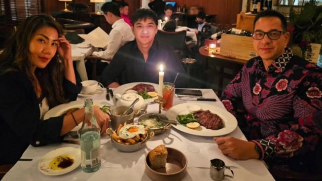 Makan Malam Bareng Ari Wibowo, Inge Anugrah: Gak Ada Canggung-canggungnya!