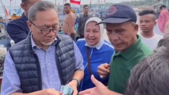 Pamer Bagi-bagi Uang Rp50 Ribu ke Warga, Ketum PAN Zulhas Disentil KPK: Itu Cara-cara Curang!