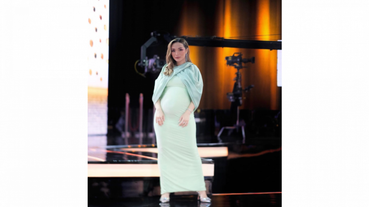Foto baby bump Zaskia Gotik