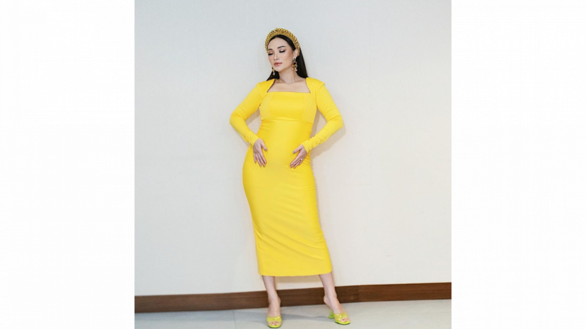 Foto baby bump Zaskia Gotik