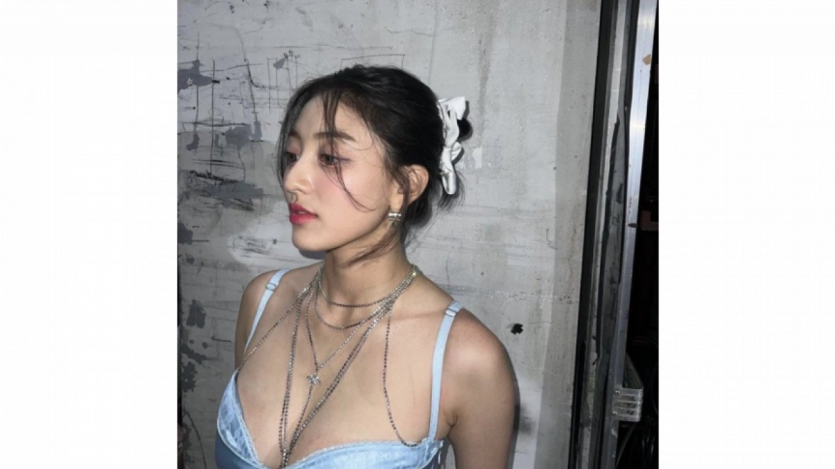 Pakaian personel TWICE