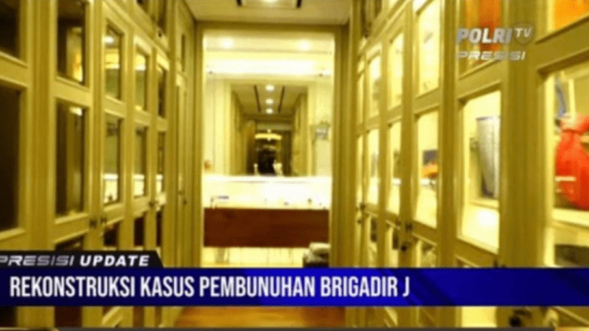 Koleksi tas Putri Candrawathi