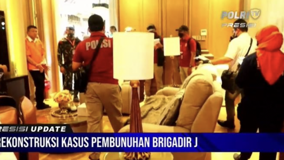 Ruang penuh perabot mewah di lantai 3