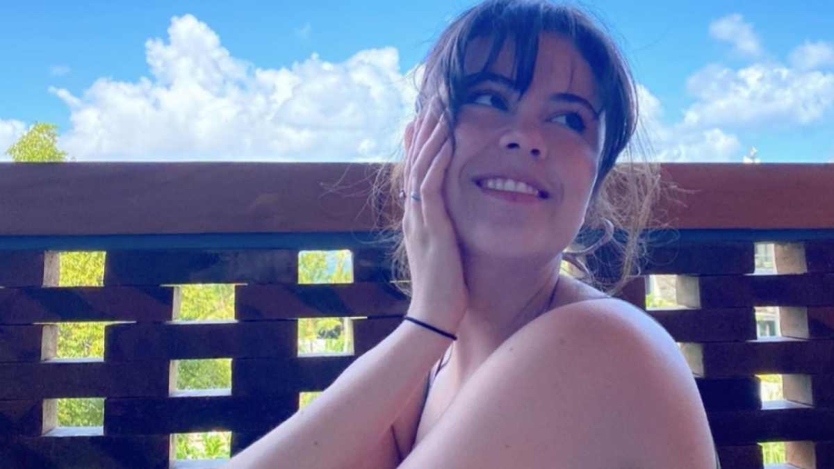 Manuella Aziza bule banget