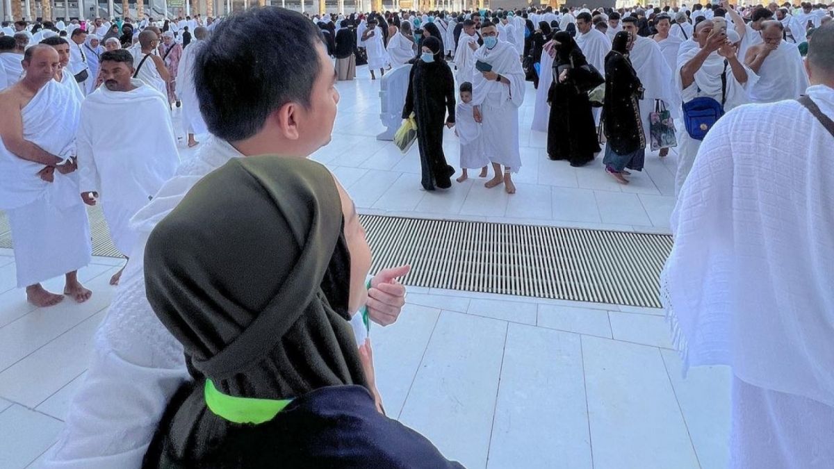 Ayu dan Regi Datau [Instagram]