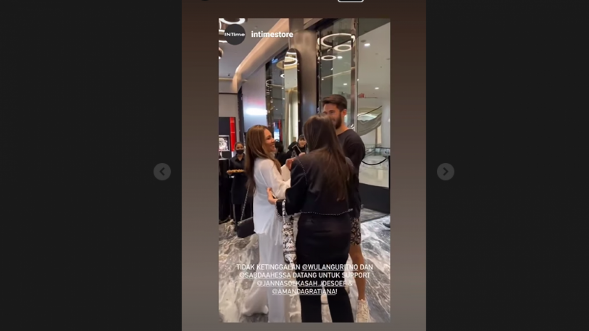 Sabda dan Wulan Guritno [Instagram]