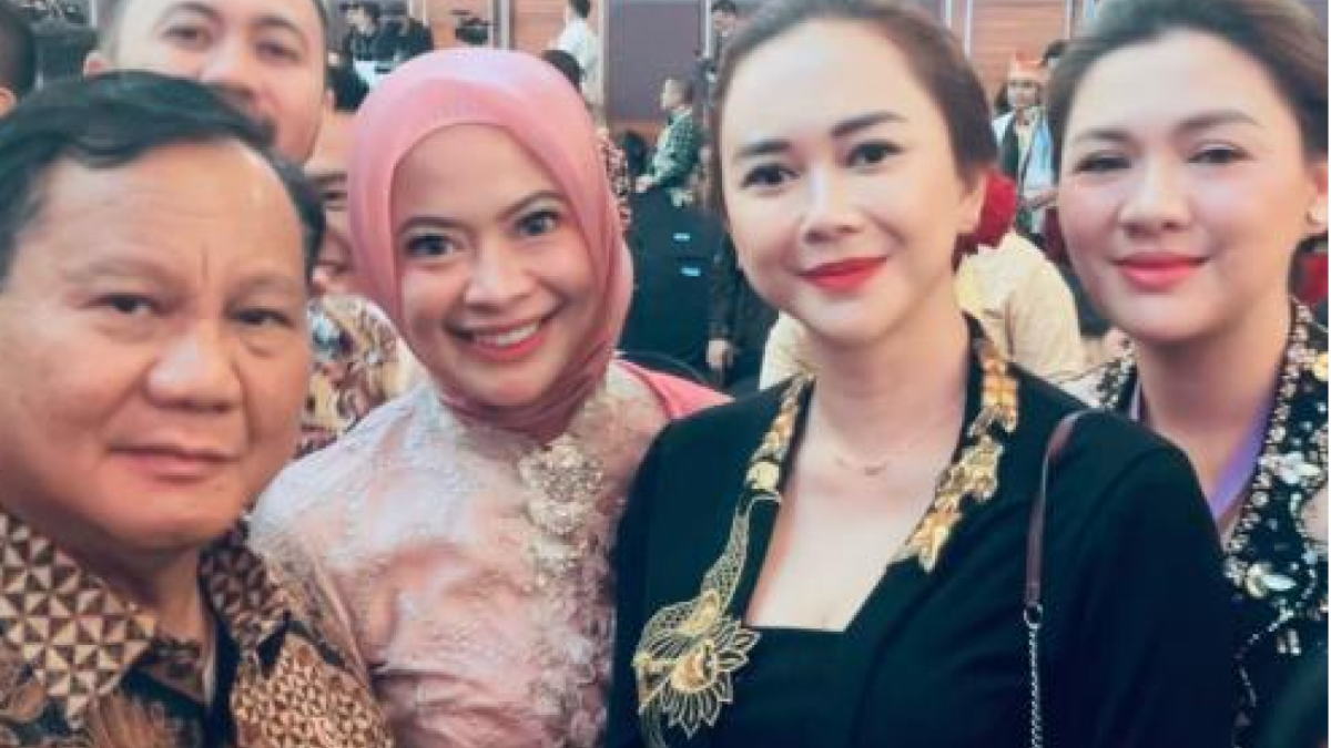 Potret Aura Kasih bersama Prabowo [Instagram]
