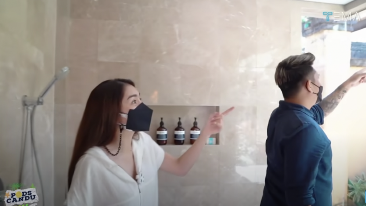 Angel Karamoy dan Boris Bokir