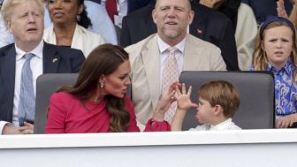 Tingkah Pangeran Louis Jadi Perbincangan, Netter Pertanyakan Gaya Parenting Kate Middleton