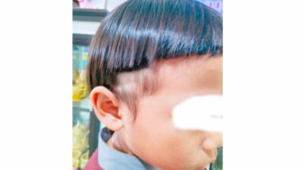 Rambut Anaknya Dipotong Acak-acakan, Orang Tua Murid Labrak Guru