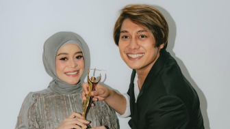 Gigi Gingsul Lesti Kejora Rontok Dijotos Rizky Billar?