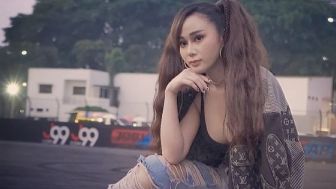 Tiga Bulan Dikejar-kejar RD, Denise Chariesta Akhirnya Serahkan Tubuhnya