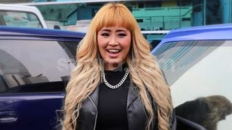 Dinafkahi Bulanan oleh Artis G, Pinkan Mambo Kasih Apa Sebagai Balasan?