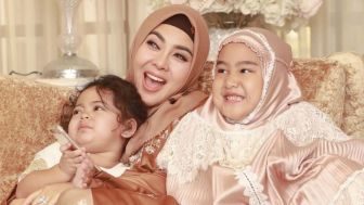 Syahrini Diduga Lakukan Penipuan Berkedok Bisnis Kerudung: Banyak Makan Duit Nggak Halal!