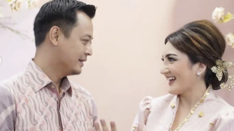 Kiki Amalia Syok Lihat Ukuran Suami Barunya, Bahkan Kaget Agung Kuat 5 Kali Sehari!