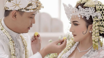 Kiki Amalia Ungkap Posisi Ena Ena Favorit dengan Agung Nugraha: Menunggang, Aku Suka Banget!