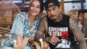 Penampilan Seksinya Bikin Nora Alexandra Sering Dapat Pesan Mesum, Jerinx SID: Saya Ladenin!