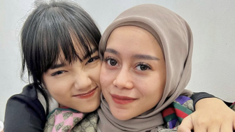 Fuji Didesak Balik ke Thariq, Tiru Lesti yang Balik ke Pelukan Rizky Billar