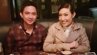 Ayu Dewi Tidur Sendirian, Pria Ini Tanya soal Keberadaan Regi Datau Subuh-subuh Gak Ada di Rumah