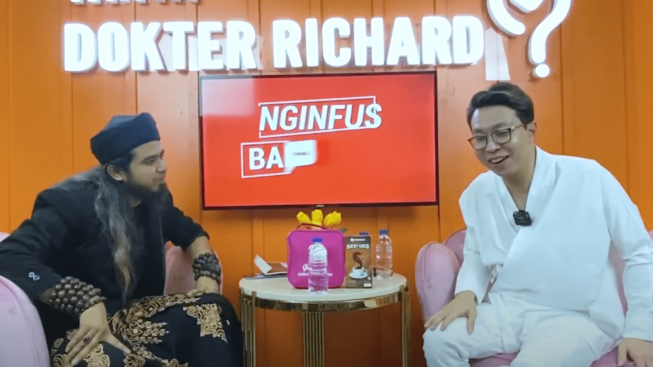 Dikritik karena Datangkan Gus Samsudin, Ini Pembelaan dr Richard Lee