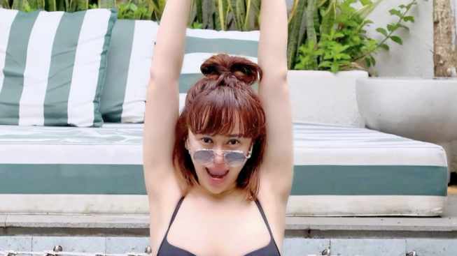 Denise Chariesta Peringatkan Artis Teman RD: Tunggu Kalian Keriput dan Gue Masih Bersinar!
