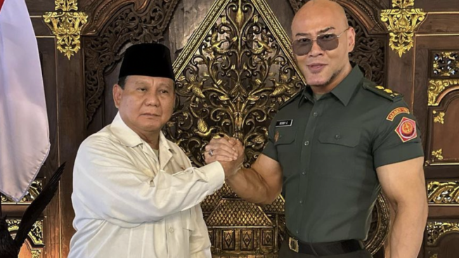 Prabowo Subianto Adopsi 3 'Anak' Sekaligus, Namanya Mika, Miki dan Miko