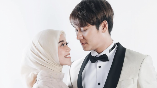 Artis Inisial RB Akan Resmi Bercerai Pada 2023, Netizen: Pak Banting Mungkin?