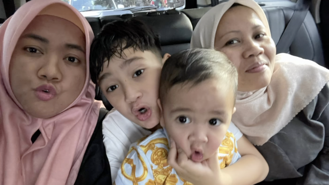 Rayyanza Tiba-tiba Sinis, Ngambek Ogah Digendong Sus Rini