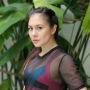Bak Anak Gadis! Penampilan Wulan Guritno Pakai Gaun Merah Bikin Netizen Nyesel Lakukan Hal Ini