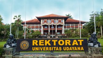 Kejati Bali Tetapkan Rektor Universitas Udayana Jadi Tersangka Kasus Korupsi SPI Seleksi Mahasiswa Baru