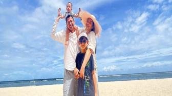 Raffi Ahmad dan Nagita Slavina Umbar Kemesraan di Tengah Isu Perselingkuhan,  Rafathar: Buat Syuting Doang