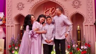 Pesona Krisdayanti di Momen Ulang Tahun ke-48 Tuai Banyak Doa dan Pujian, Kenapa Aurel Tidak Datang ya?