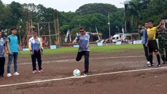 Turnamen Sepakbola Ngabuburit Ramadan Usia 40 Bergulir, Bupati Garut: Sudah Tua Masih Berani Main Bola