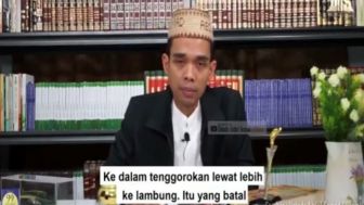 Pakai Headset Bisa Batalkan Puasa Gegara Masuk Telinga? Ini Penjelasan Ustaz Abdul Somad