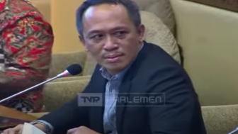 Anggota Komisi II DPR RI Endro Suswantoro Yahman, Desak Menteri Anas Cabut Surat Penghapusan Honorer