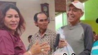 Kades di Majalengka Bebaskan Warganya dari Jeratan Rentenir, Netizen: Kades di Daerahku Nongol Saat Pemilihan