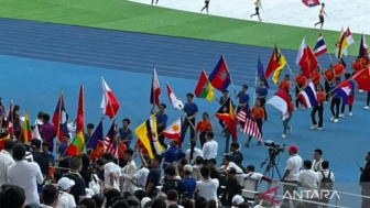 Geger! Bendera Indonesia Terbalik di SEA GAMES 2023, Kamboja Minta Maaf