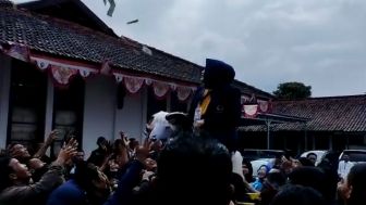 Daftar Bacaleg, Istri Bupati yang Juga Ketua Partai Nasdem Garut Bagi-bagi Duit di Halaman Kantor KPU