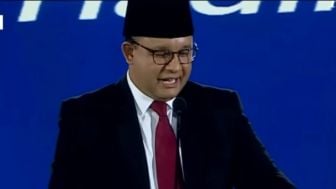 Anies Nyinyirin Kebijakan Presiden Jokowi Terkait Subsidi Kendaraan Listrik : Bukan Solusi Masalah Lingkungan Hidup!