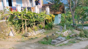 Asri Tapi Serem, Nyaris Tiap Rumah di Kampung Pangkalan Majalengka Miliki Area Pemakaman Sendiri