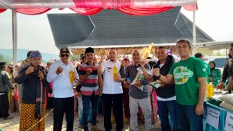 Bekerjasama dengan BUMDesma Kahiji Selaawi Garut, DKPP Provinsi Jabar Gelar Pasar Pangan Murah