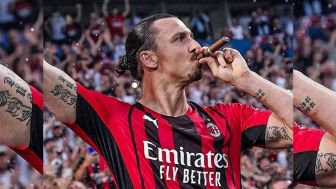 Masih Ingin Bermain Tapi Sudah Tua Dan Berkutat Dengan Cedera, Ibrahimovic Terpaksa Gantung Sepatu