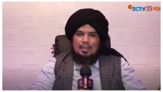Inara Rusli Makin Berani Pamer Kecantikan, Ustad Derry Sulaiman Beri Peringatan