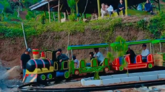 Dongkrak Kunjungan Wisatawan, Pengelola Kolam Renang Dangiang Cibeger Selaawi Garut Datangkan Fasilitas Baru