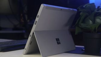 Cuman 2 Jutaan! Tablet Windows Microsoft Surface 3 Cocok Jadi Teman Kerja yang Handal dan Portabel