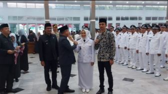 Kades Cantik di Garut Jatuh Pingsan Saat Pelantikan, Ternyata Penyebabnya Kejadian ini Bukan Sesuatu yang Serius