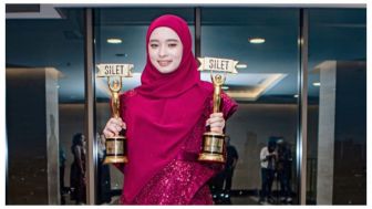 Inara Rusli Dapat Penghargaan di Silet Awards, Netizen: Ngga Masuk Akal