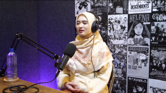 Inara Rusli Mengaku Pertama Hijrah Atas Keputusan Berdua Bersama Virgoun