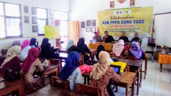 Bersyukur, 46 Guru Honorer di Kecamatan Selaawi Garut Lolos Menjadi ASN PPPK